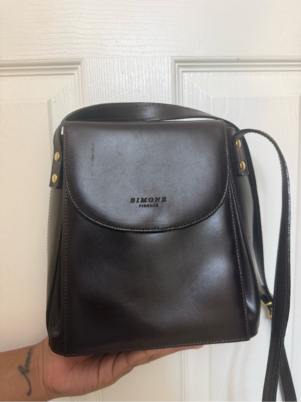Vintage Simone Firenze Structured Smooth Leather Crossbody Bag